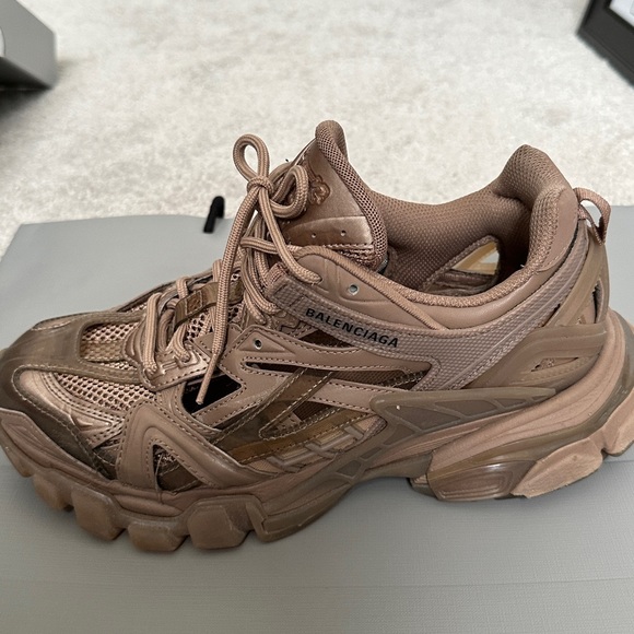 Balenciaga Track 2 Sneaker Size 8 Beautiful metallic Brown color w/ box & bags - Picture 4 of 10